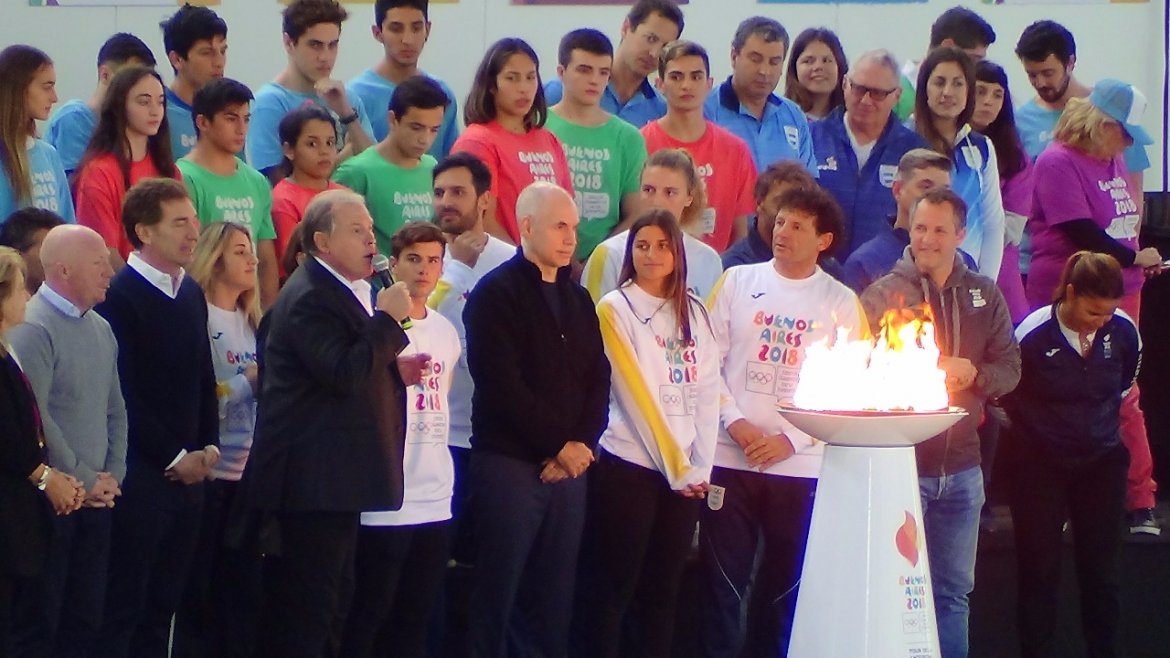 Se prende la Llama Olímpica de los Juegos de la Juventud Buenos Aires 2018